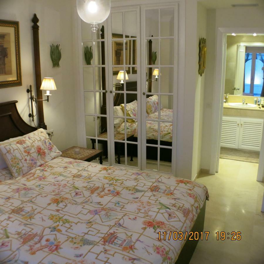 Apartamento Del Paraiso Estepona Ngoại thất bức ảnh